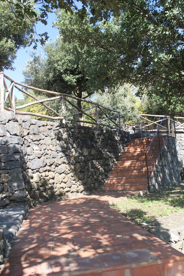 Le Cisterne Dell'Etna Hotel Calcerana-Marina Luaran gambar