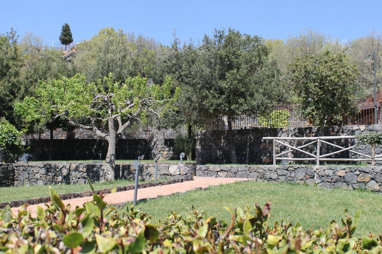 Le Cisterne Dell'Etna Hotel Calcerana-Marina Luaran gambar