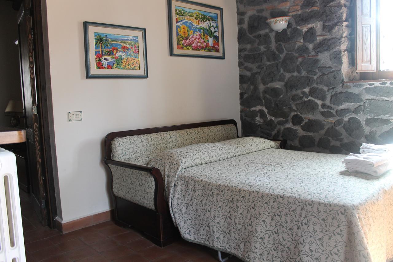 Le Cisterne Dell'Etna Hotel Calcerana-Marina Luaran gambar
