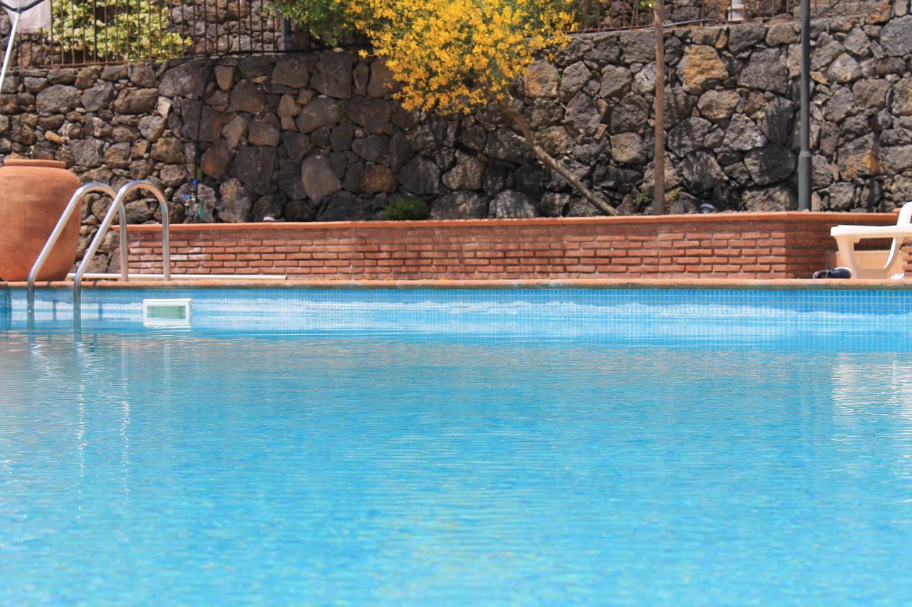 Le Cisterne Dell'Etna Hotel Calcerana-Marina Luaran gambar